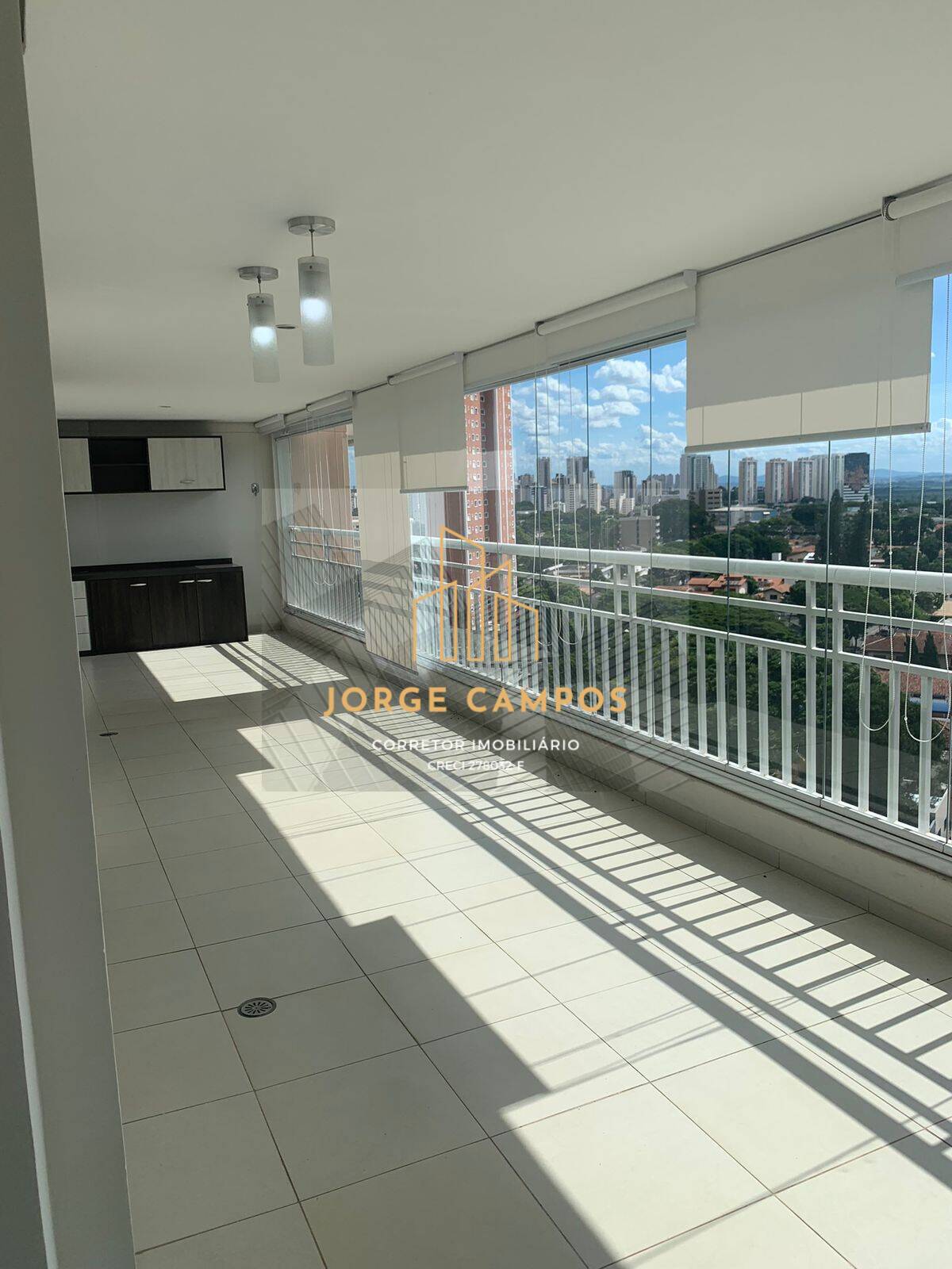 Apartamento à venda com 3 quartos, 167m² - Foto 1