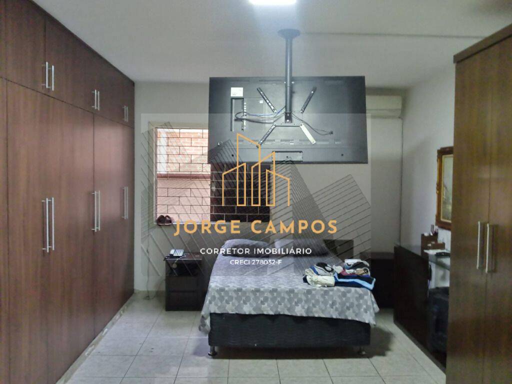 Casa à venda com 3 quartos, 450m² - Foto 18