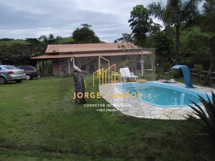 Fazenda à venda com 3 quartos, 150m² - Foto 1