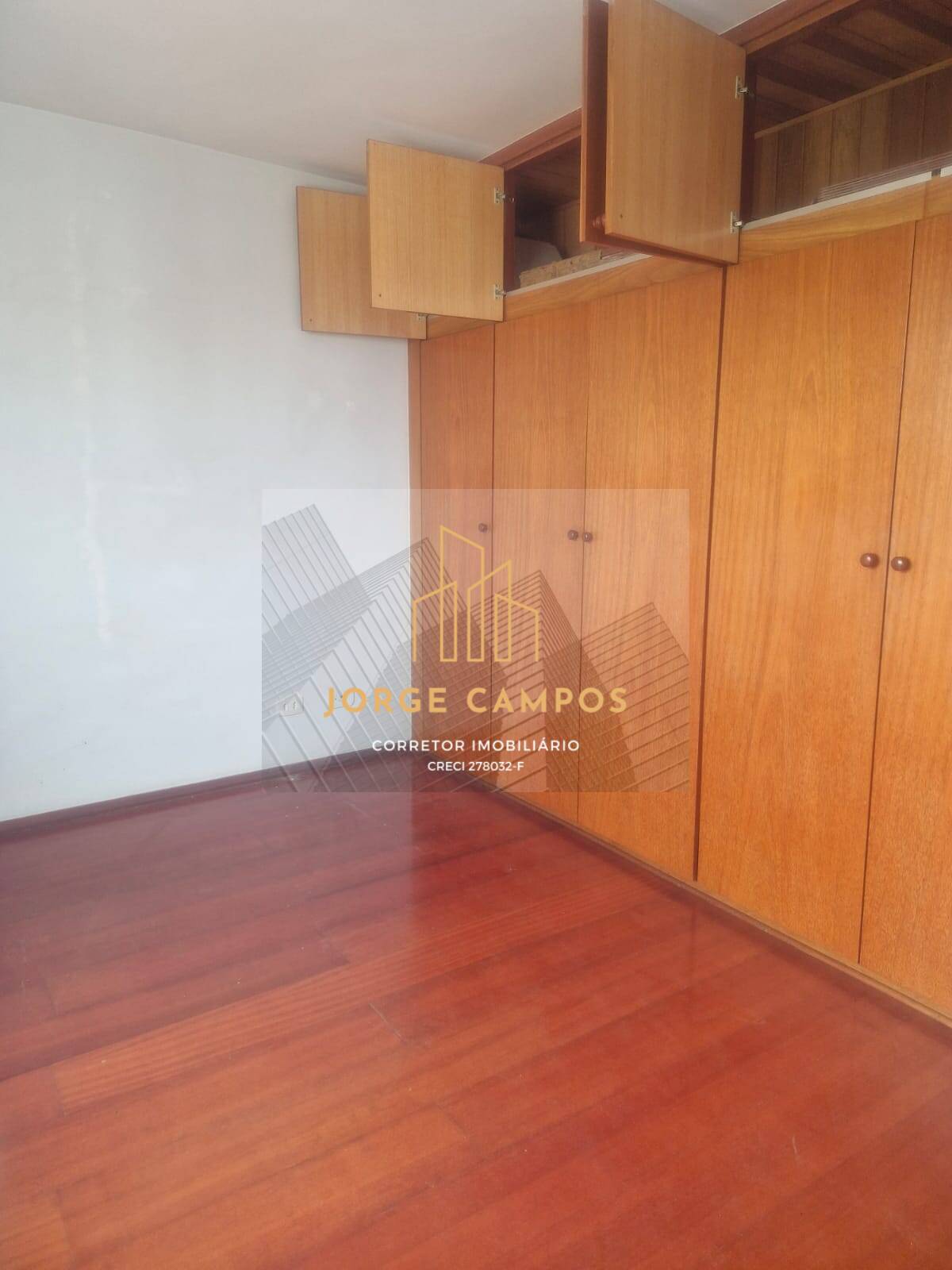 Apartamento à venda com 3 quartos, 159m² - Foto 13