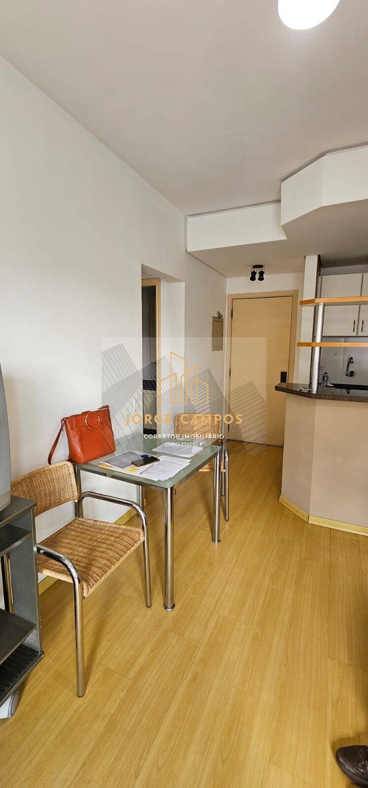 Apartamento à venda com 1 quarto, 38m² - Foto 9