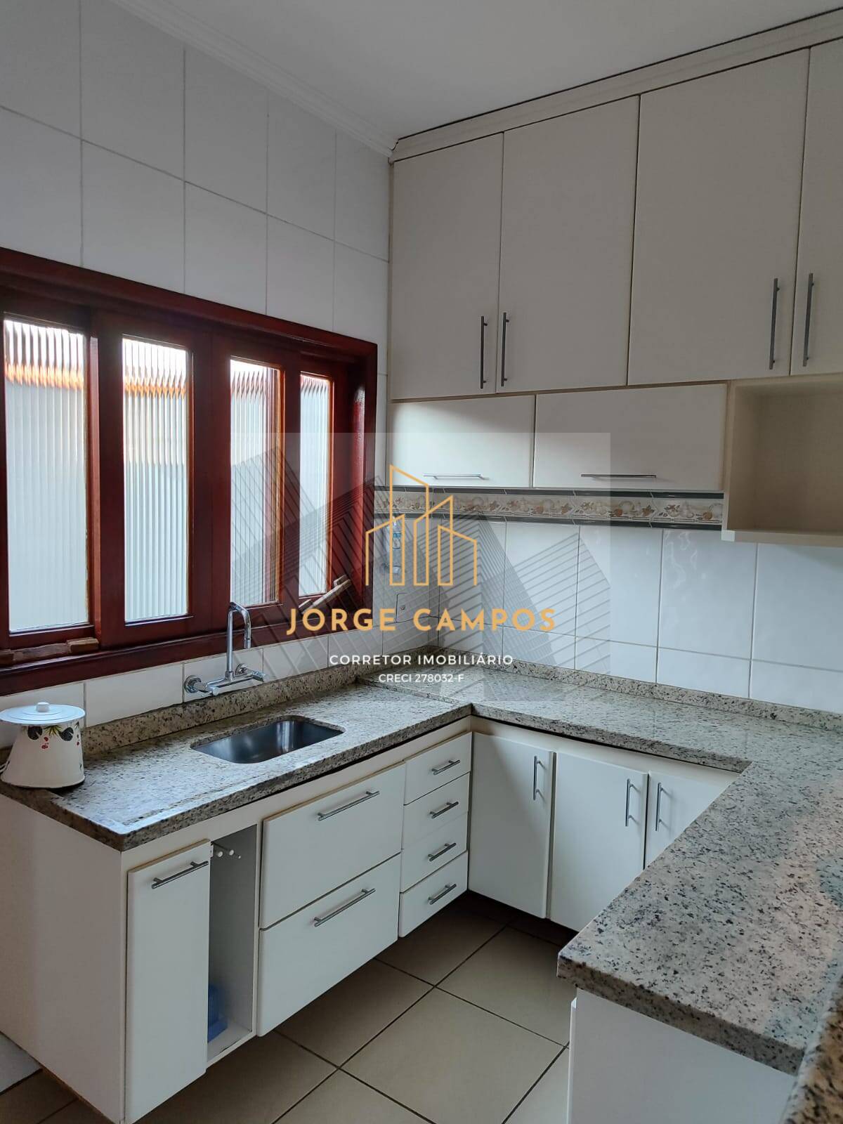 Sobrado à venda com 2 quartos, 150m² - Foto 3